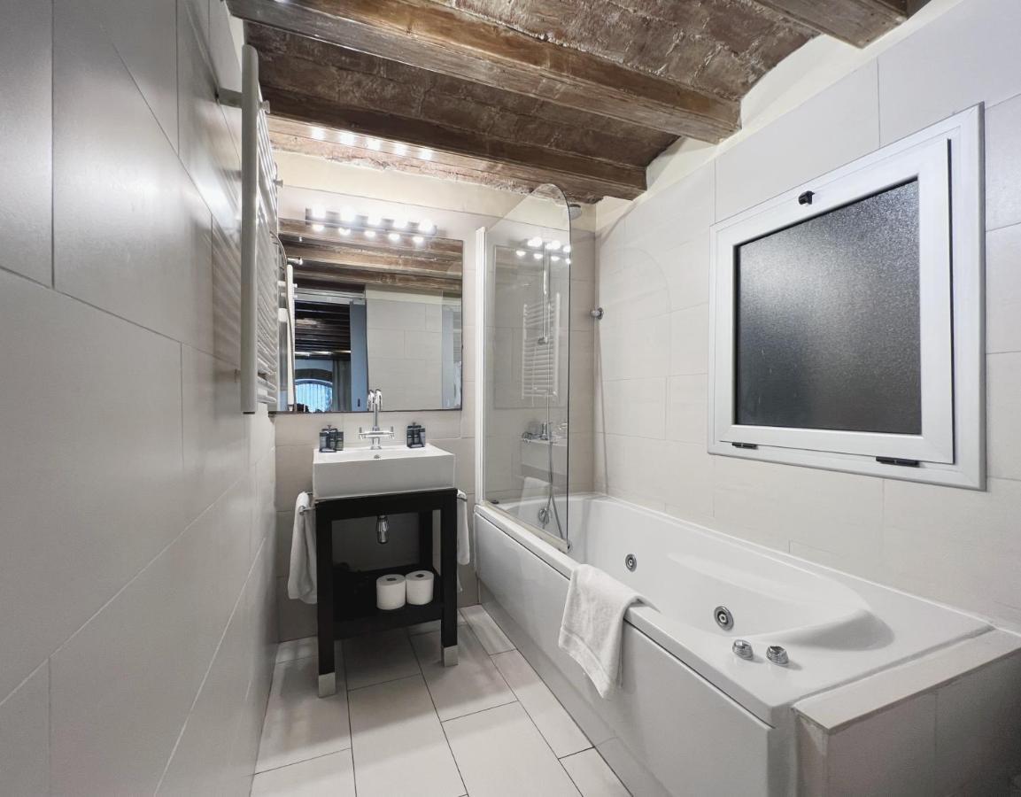 Stay U-Nique Apartments Placa Universitat 바르셀로나 외부 사진